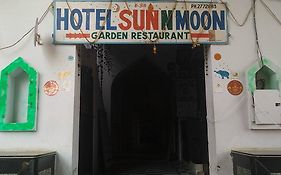 Sun n Moon Guest House